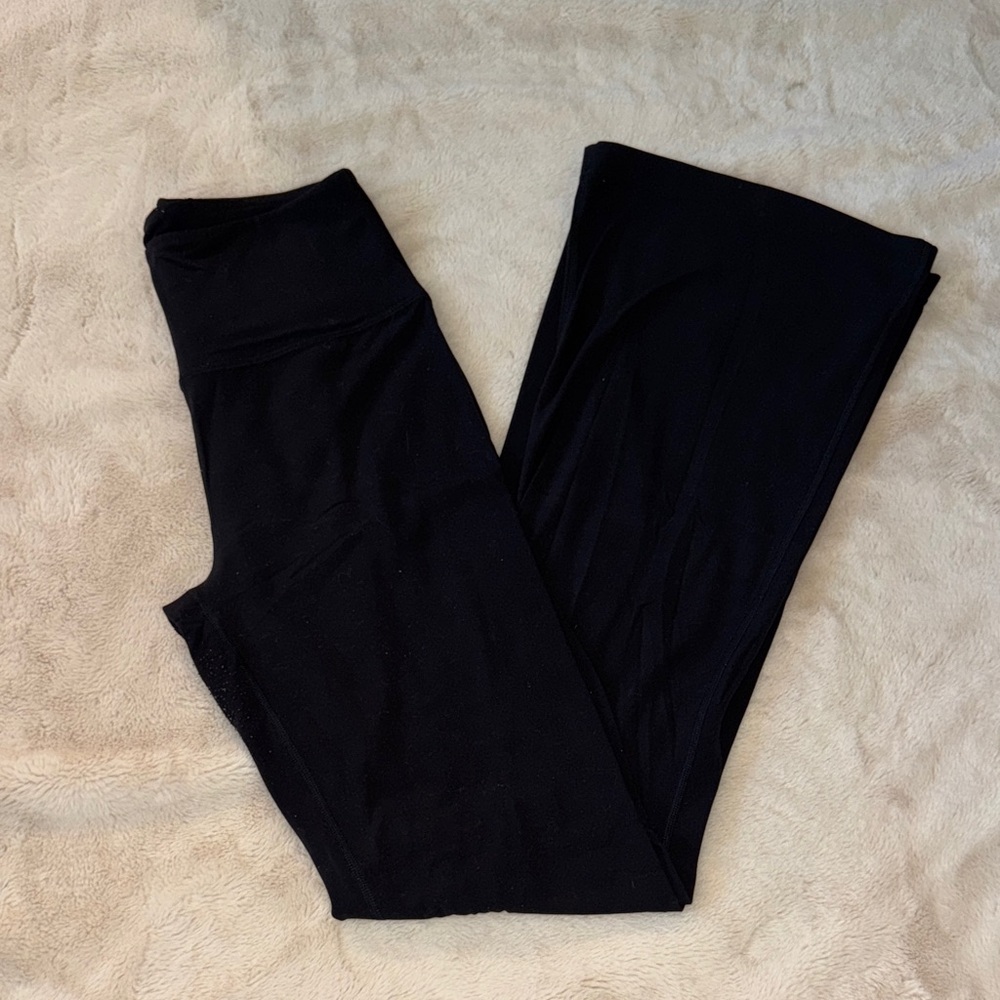 lululemon athletica Black Groove Super High waisted flared pant
